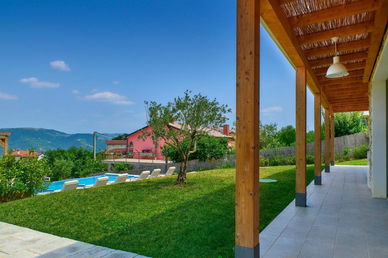 Motovun Villas ภายนอก รูปภาพ