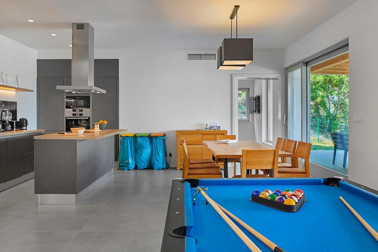 Motovun Villas ภายนอก รูปภาพ