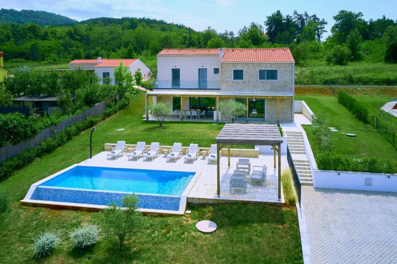 Motovun Villas ภายนอก รูปภาพ