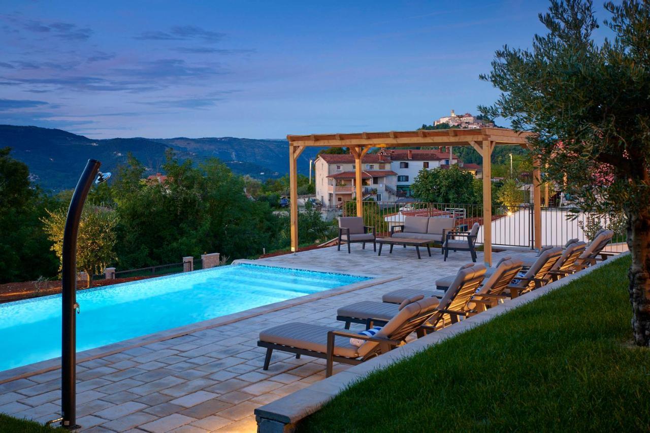 Motovun Villas ภายนอก รูปภาพ