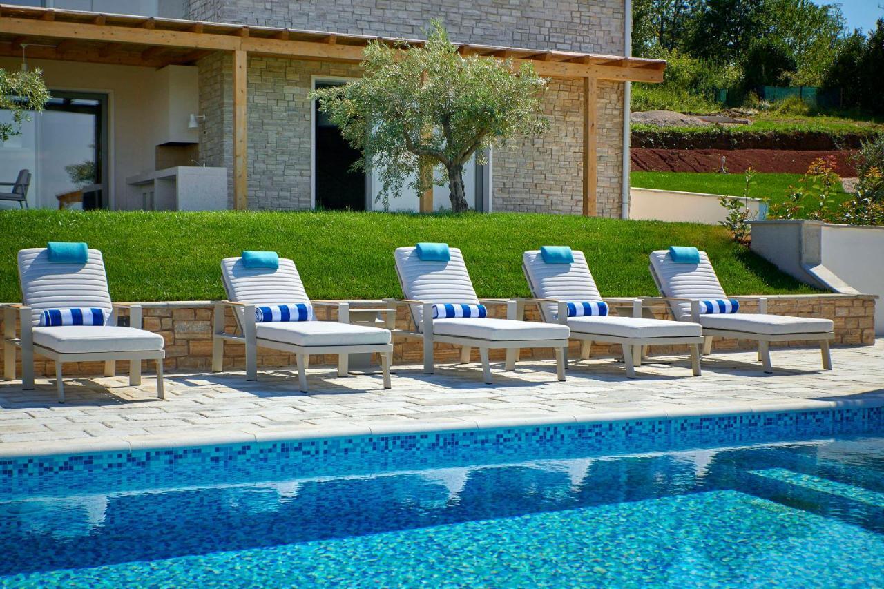 Motovun Villas ภายนอก รูปภาพ