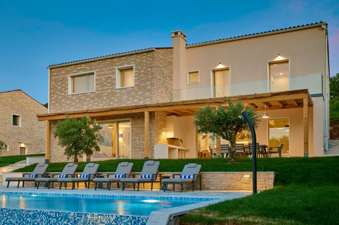 Motovun Villas ภายนอก รูปภาพ
