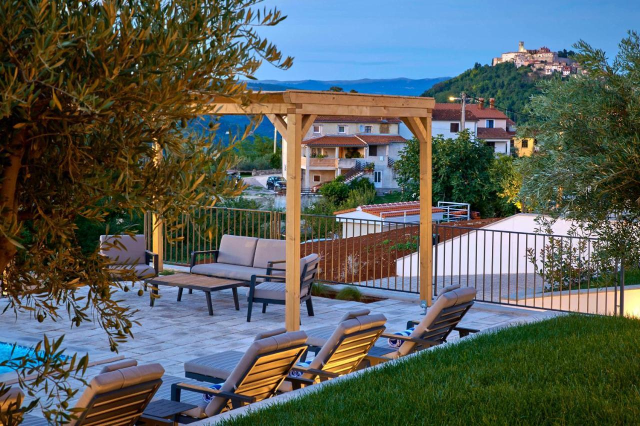 Motovun Villas ภายนอก รูปภาพ
