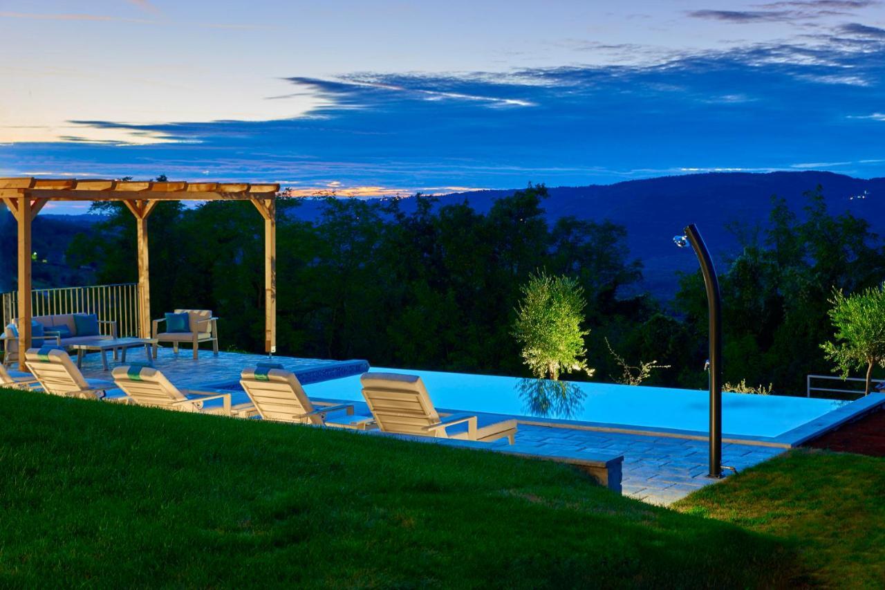 Motovun Villas ภายนอก รูปภาพ