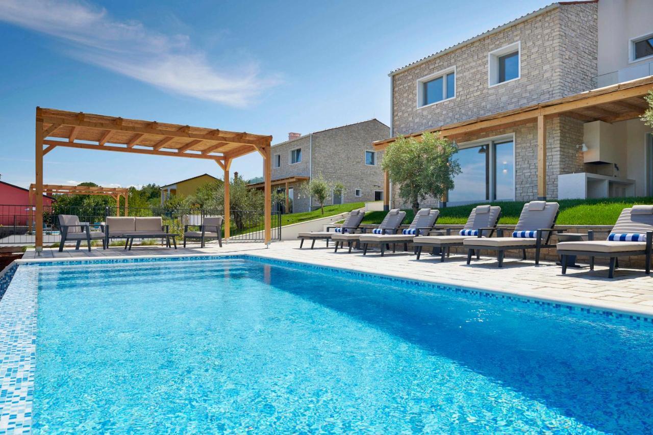 Motovun Villas ภายนอก รูปภาพ