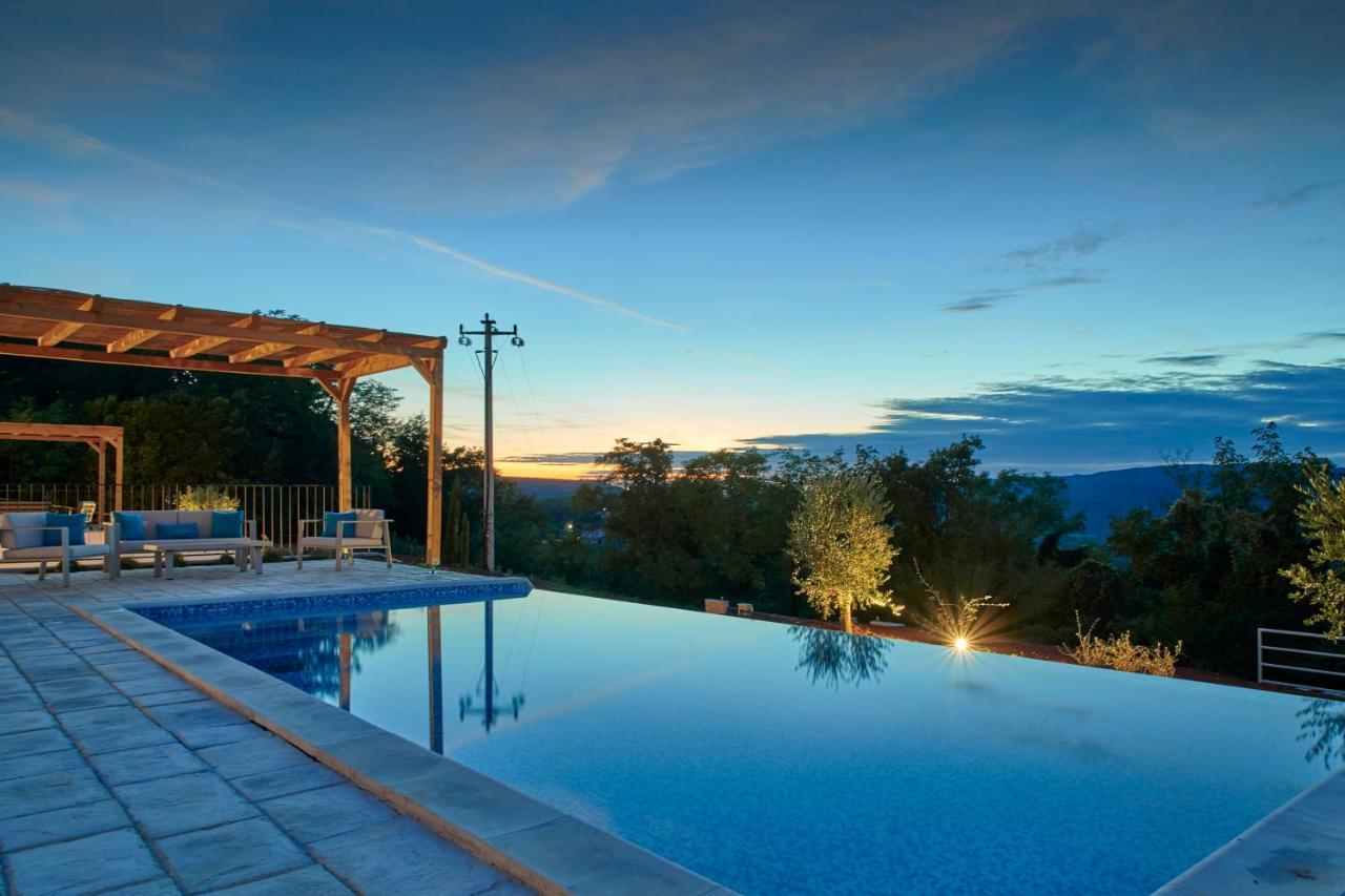Motovun Villas ภายนอก รูปภาพ